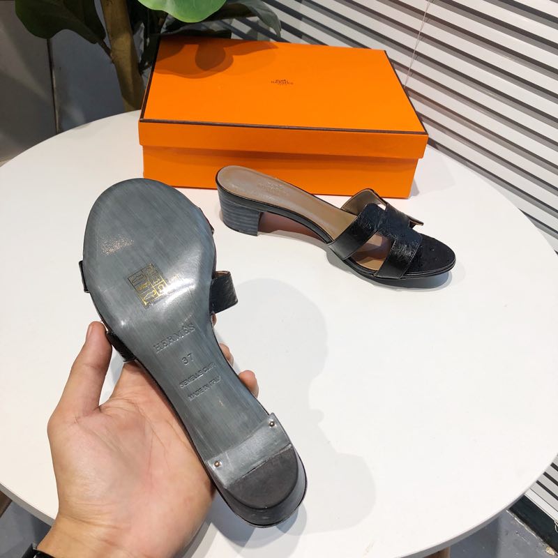 Hermes Slippers